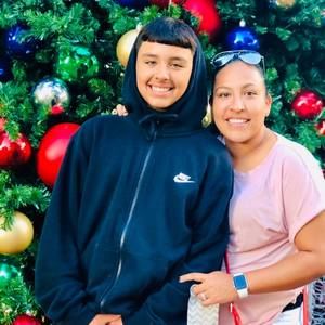 Meet your Posher, Stefanie